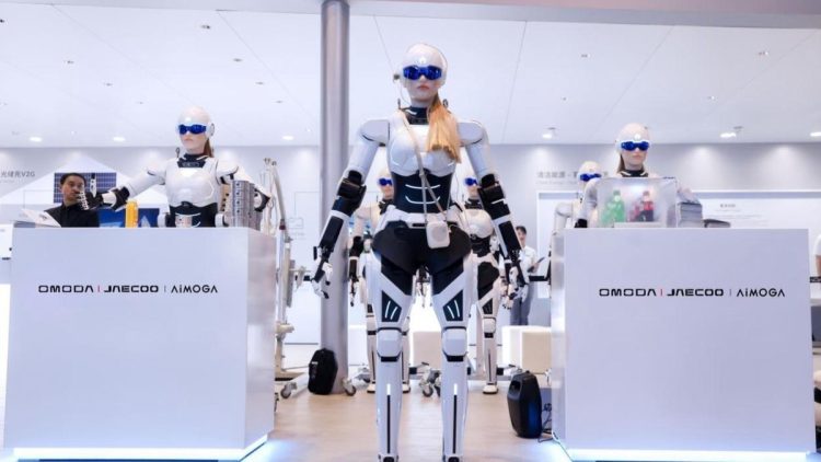 Laporan dari Cina: Menyaksikan Kecanggihan Robot Humanoid AiMOGA