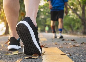 Syarat Jalan Kaki yang Efektif untuk Menjaga Kesehatan Jantung Menurut Dokter