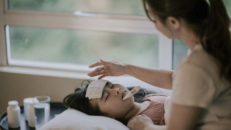 Peningkatan Tren Kasus Flu ISPA Menurut Kemenkes