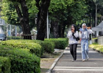Durasi Olahraga Jalan Kaki yang Ideal agar Perut Tidak Buncit