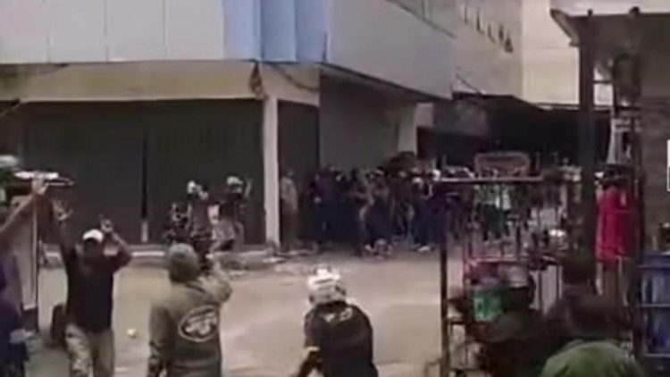 Bentrokan Ormas dan Debt Collector di Cengkareng Jakbar Berakhir Damai