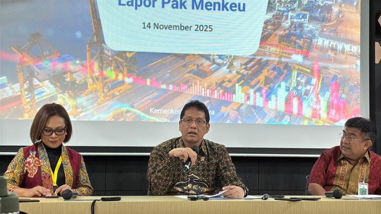 Jurus Purbaya Hapus Pakaian Bekas Impor Ilegal