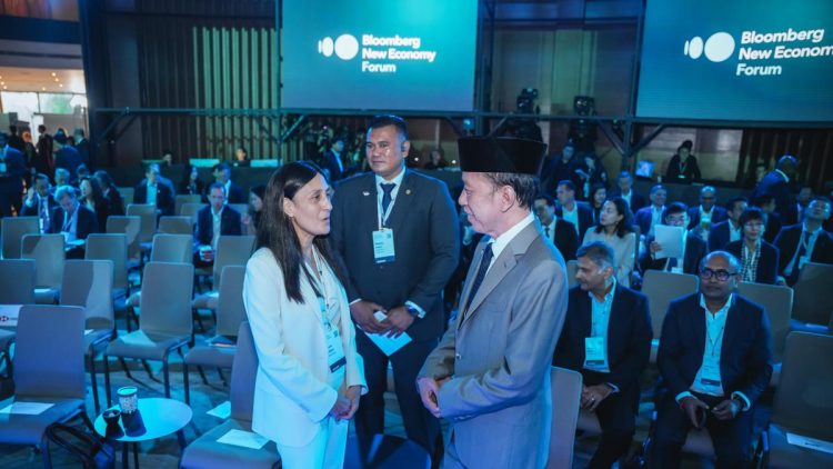 Investasi Besar Infrastruktur Fisik dan Digital Indonesia yang Dipamerkan di Ajang Bloomberg Singapura