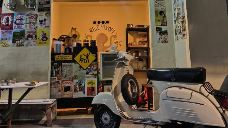 Tempat Ngopi Baru di Tengah Permukiman Padat Penduduk Pasar Minggu