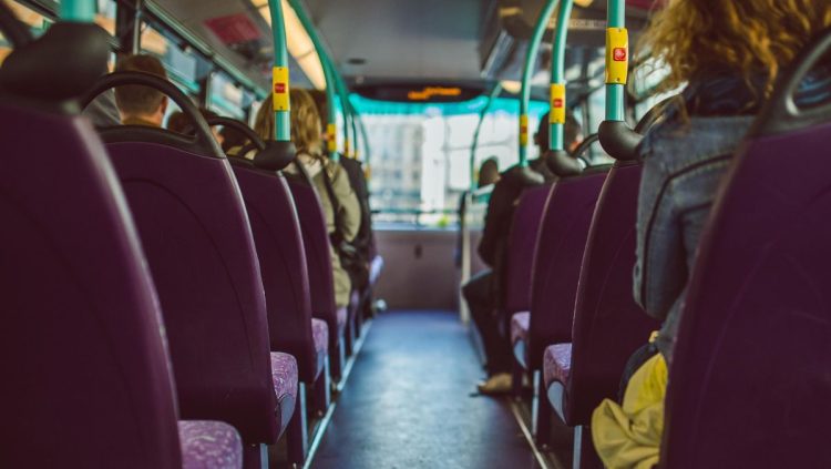 Perjalanan Bus Terpanjang, Menyusuri 30 Kota Selama 5 Hari