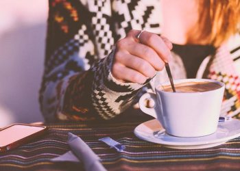 Minum Kopi Bisa Menyebabkan Radang Tenggorokan?