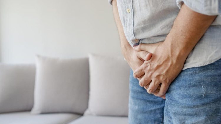 10 Penyebab Bintik Merah pada Penis dan Penjelasan Lengkapnya