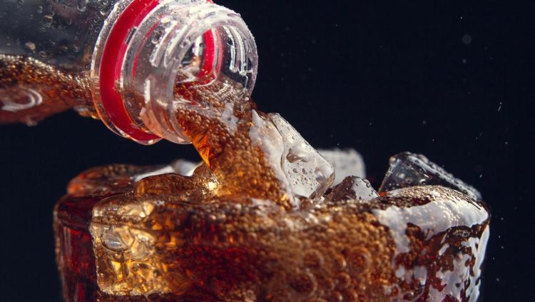 Dampak Minum Soda Setiap Hari Terhadap Tubuh Kita