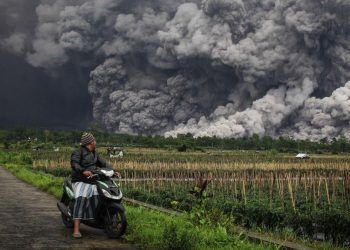 Antisipasi Cuaca Ekstrem, Penutupan Pendakian Gunung Semeru Hingga Waktu Belum Ditentukan