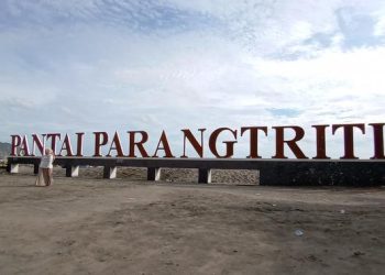 Mitos dan Penjelasan Rip Current yang Wajib Diketahui Wisatawan