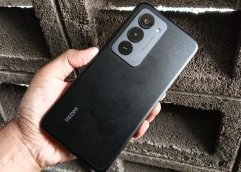 Uji Daya Tahan Baterai 7000 mAh saat Menonton Video dan Bermain Game