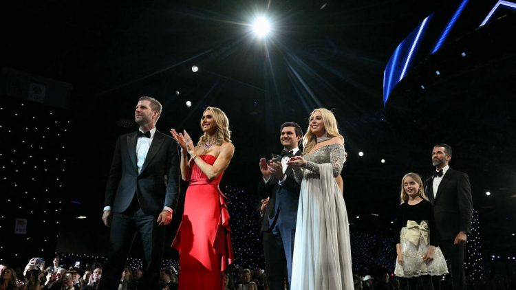 Bisnis Kripto Sukses Eric Menjadi Anak Terkaya Donald Trump