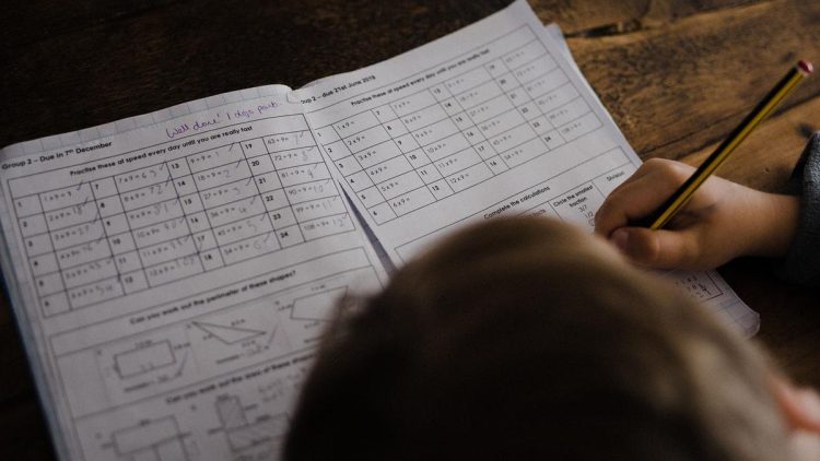 Memperingati 22 Desember Hari Matematika, Cara Membuat Anak Suka Berhitung