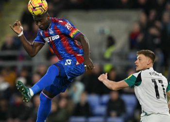 Kekalahan Manchester United dalam Persaingan Bek Inggris Melawan Liverpool