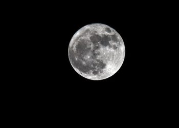 Super Moon dan Pengaruhnya Terhadap Perilaku dan Kesehatan Manusia Penjelasan Ilmiah