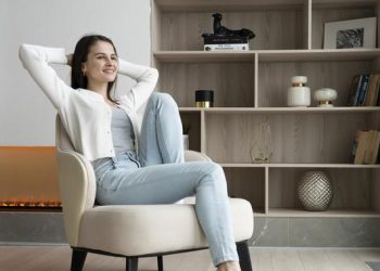 Minggu Malam Sering Overthinking? Lakukan Aktivitas Ini untuk Hadapi Senin dengan Semangat