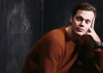 Persiapan Fisik Total, Olahraga dan Diet Tinggi Protein Demi Peran di Film Crow