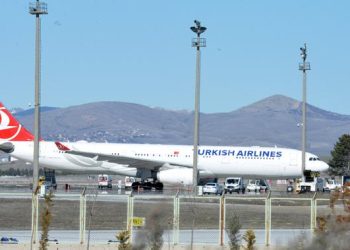 Penumpang Pasang Nama Wifi Ancaman Bom, Pesawat Turkish Airlines Dikejar 2 Jet