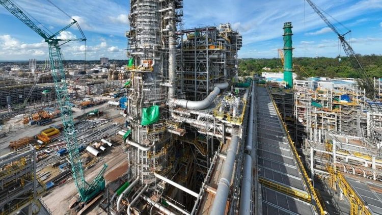 Kilang RDMP Balikpapan Beroperasi, Indonesia Hemat Devisa Rp 60 Triliun Setiap Tahun