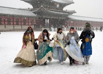 Layanan Bebas Biaya Visa Korea Selatan untuk Rombongan Wisatawan Indonesia Diperpanjang