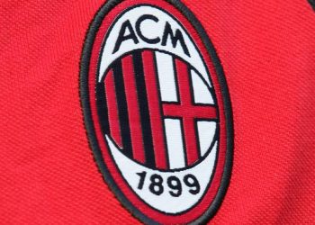AC Milan Unggul dari Barcelona dalam Perburuan Bek Muda Senegal