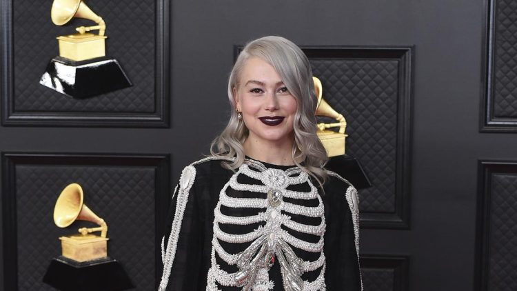 Makna Lagu Scott Street Ungkap Kisah Patah Hati dan Nostalgia