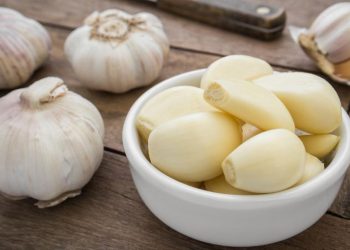 2 Metode Fermentasi Bawang Putih yang Simpel dan Berkhasiat