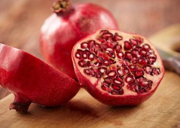 8 Jenis Buah Sumber Serat Tinggi Untuk Kesehatan Pencernaan