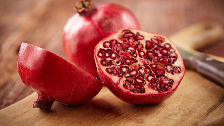 8 Jenis Buah Sumber Serat Tinggi Untuk Kesehatan Pencernaan