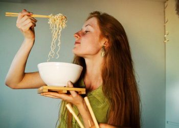 Mengapa Hujan Membuat Kita Cepat Lapar Menurut Pendapat Ahli