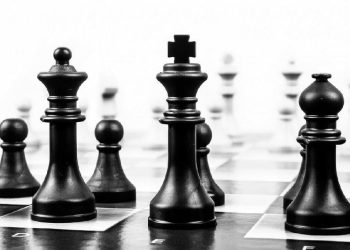 Perbedaan IQ dan EQ dalam Menilai Kepintaran Seseorang